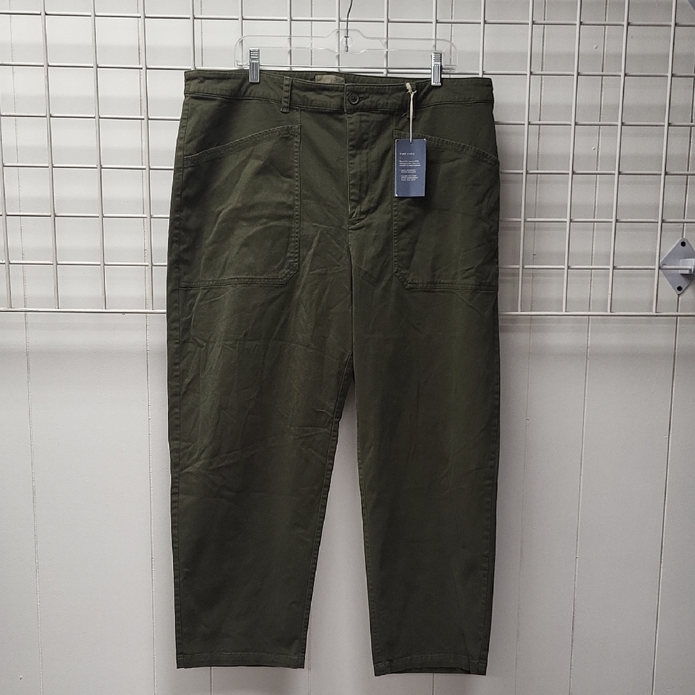 Nwt, Uiversal Thread Olive Cargo Pants, Size 17 (Tag Says 16L?)